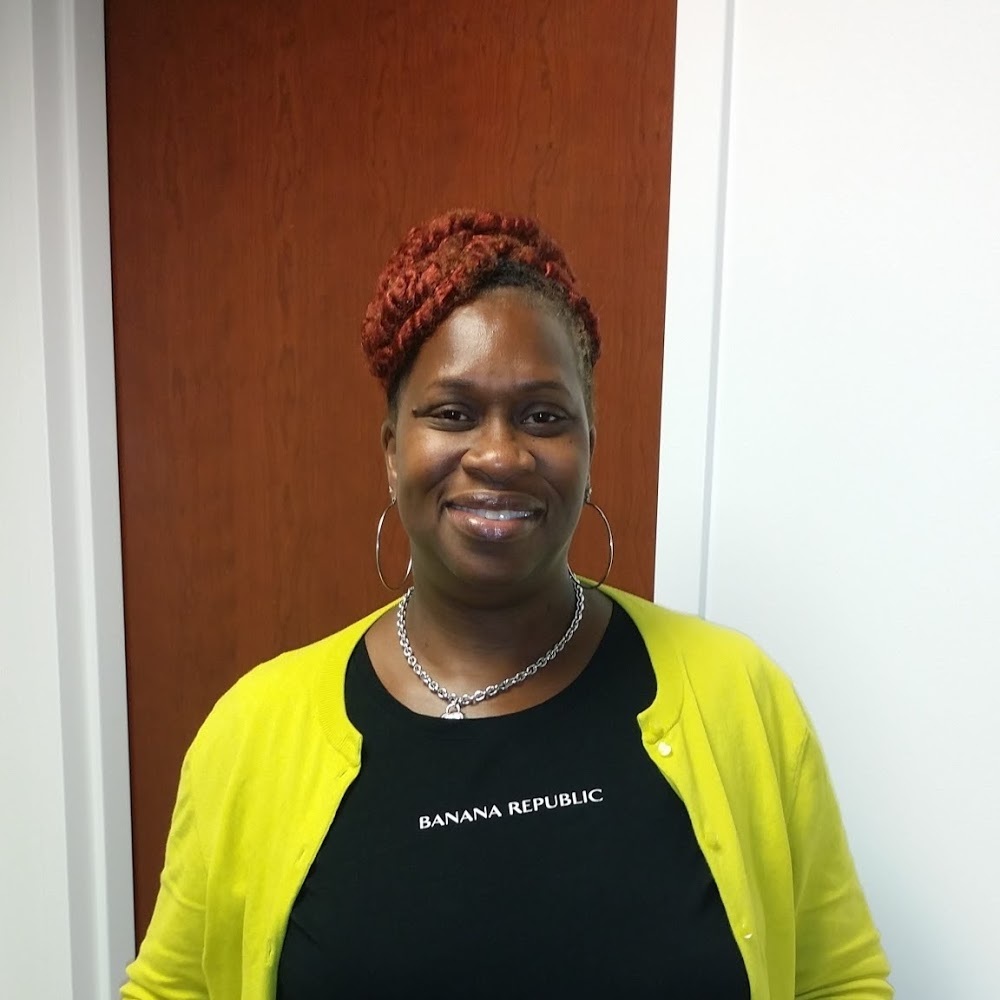 Meet your Posher, Gina